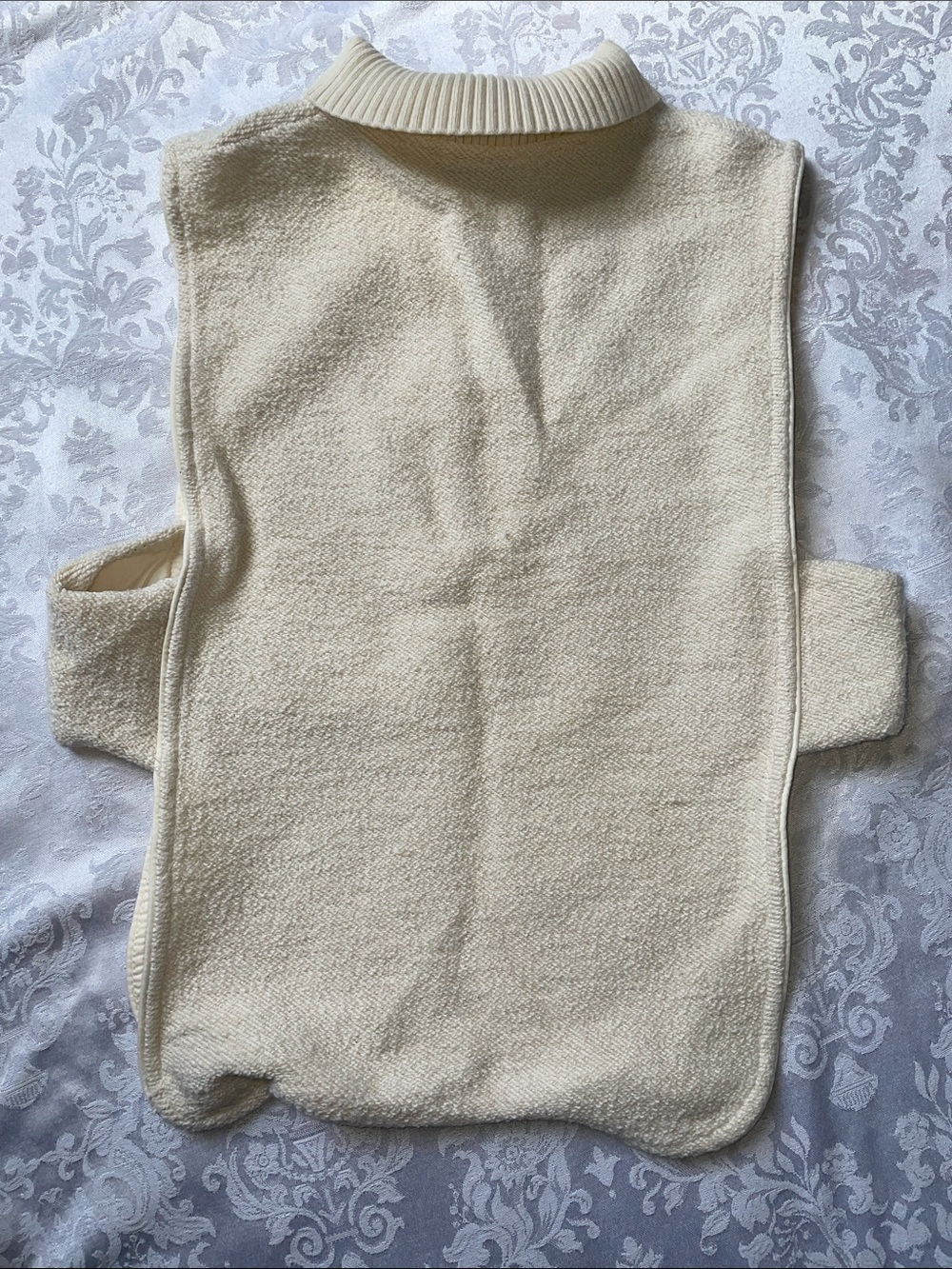 Zara Cream Zip-Neck Sleeveless Knit Vest. Size XS. - Picture 3 of 3